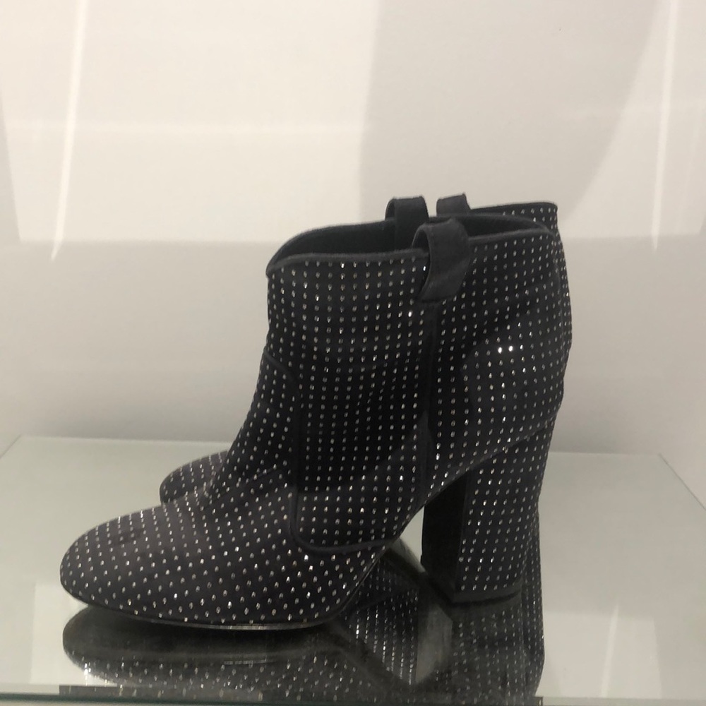 Laurence Decade sparkling booties